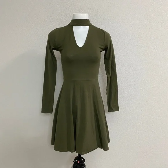 green emerald velvet dress French Terry Babydoll Maternity T-Shirt Dress Grey / X-Large main image 1